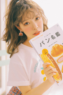 女教师hd中字版高清费看